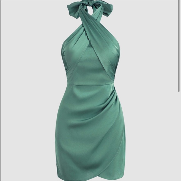 Gradient Green Crossover Halter Dress